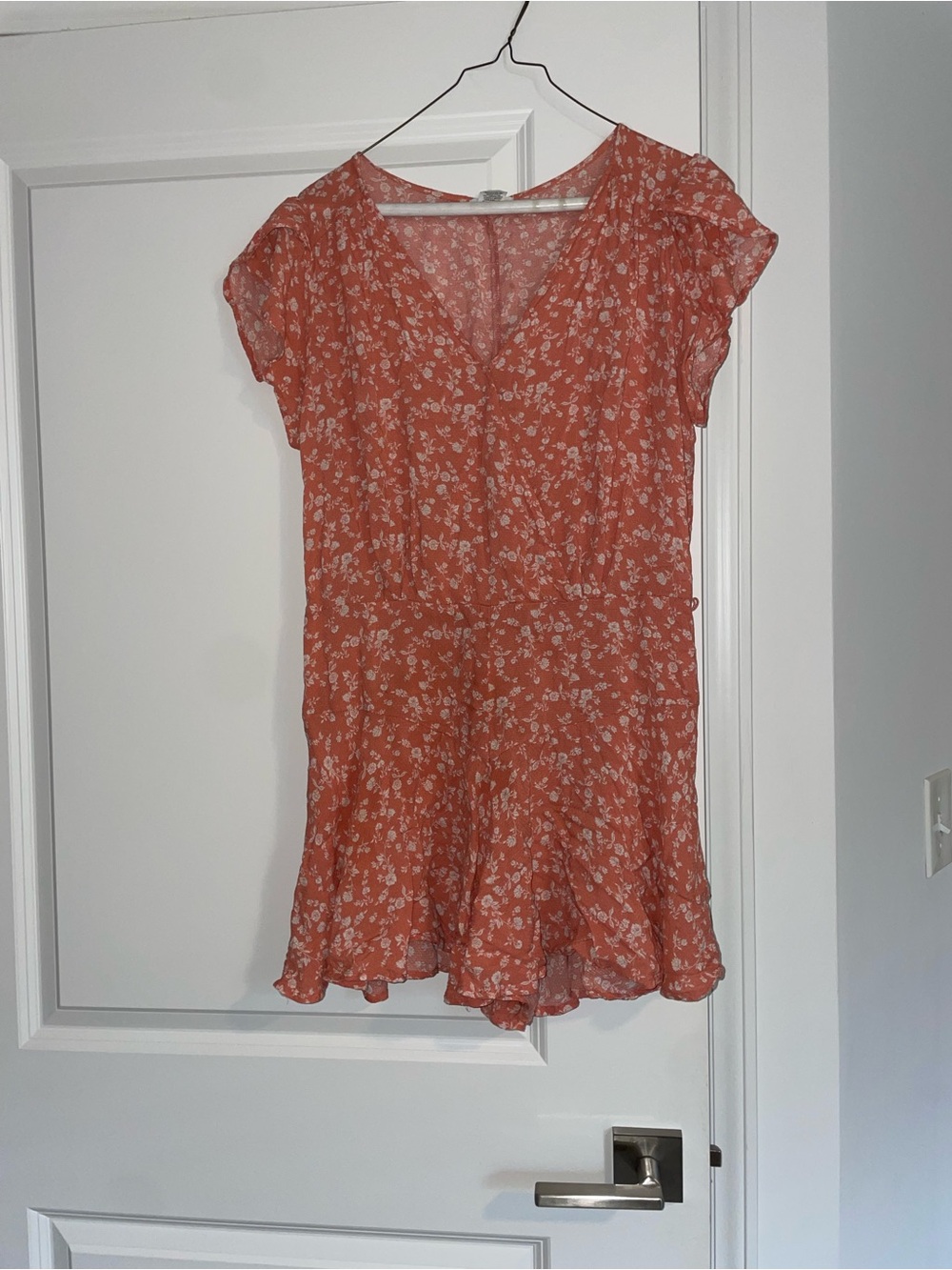 Floral V-Neck Short Sleeve Mini romper in Terracotta